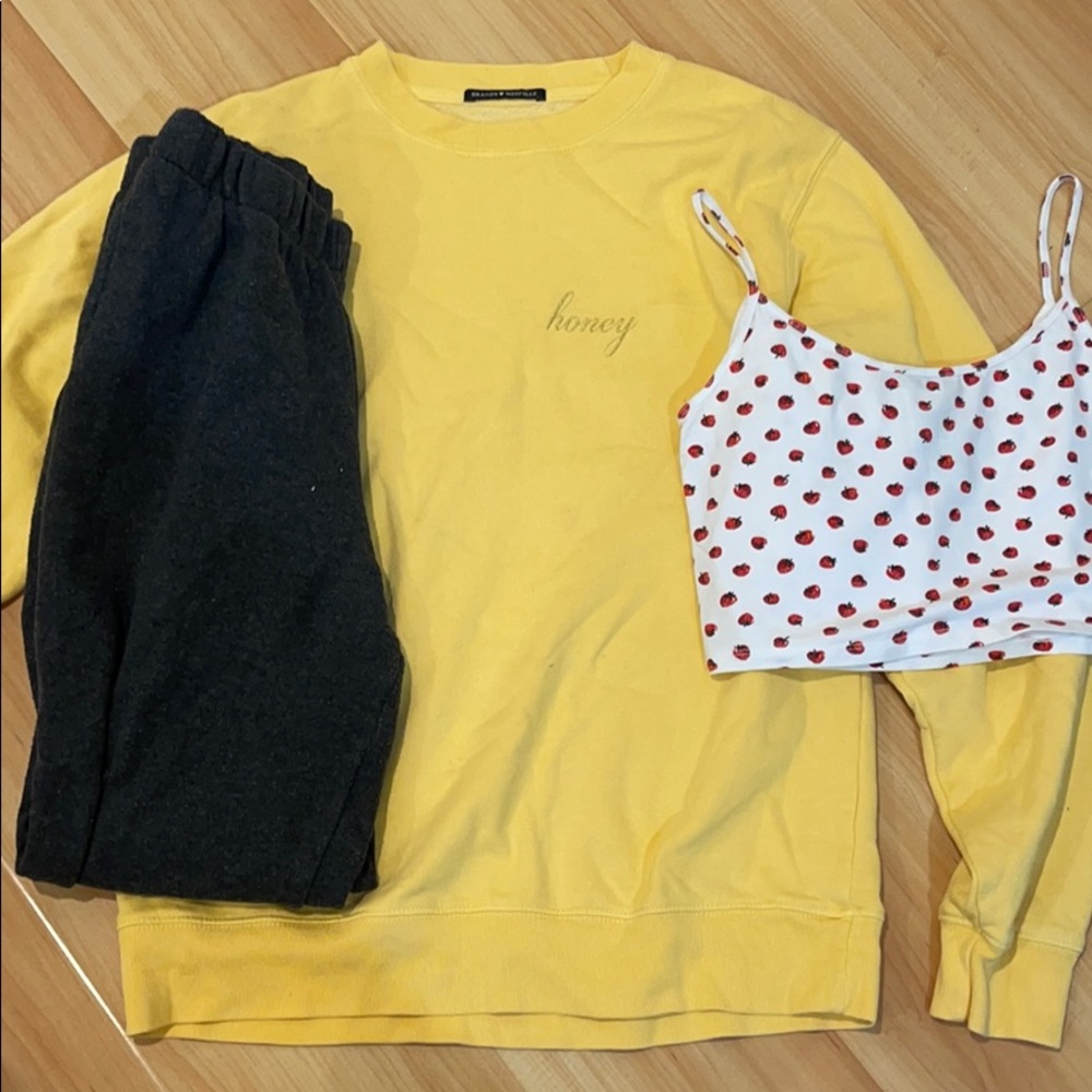 Brandy/1000 follower giveaway!